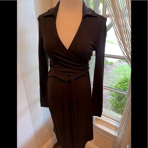 Diane von Furstenberg DVF black wrap dress size 6